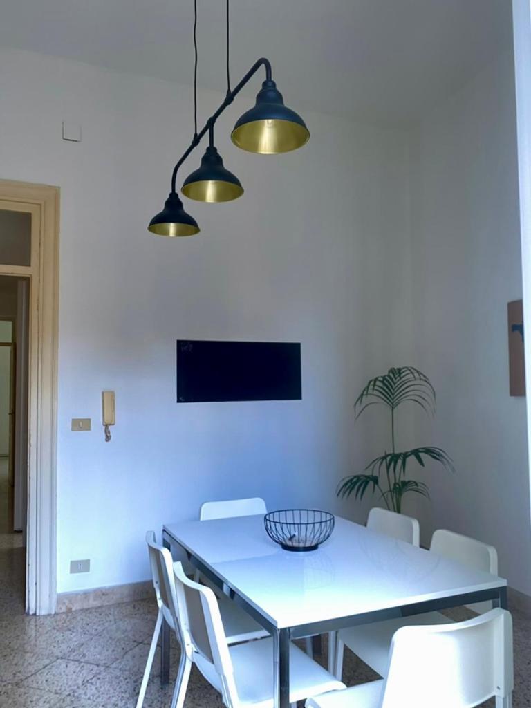 شقة Urban Poet Retreat - Casa Di Vincenzo E Andrea 2 باليرمو المظهر الخارجي الصورة